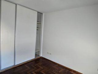 Foto 8 de SE VENDE depto 1 dorm contrafrente CENTRO piso 9!