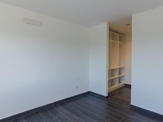 Foto 56 de Casa en alquiler en Vila Marina II 5 dormitorios más escritorio. Con Amarra