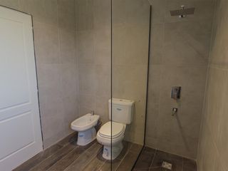 Foto 34 de Casa en alquiler en Vila Marina II 5 dormitorios más escritorio. Con Amarra