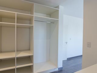 Foto 33 de Casa en alquiler en Vila Marina II 5 dormitorios más escritorio. Con Amarra