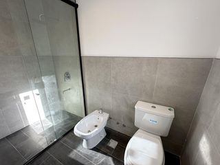 Foto 41 de Casa en alquiler en Vila Marina II 5 dormitorios más escritorio. Con Amarra