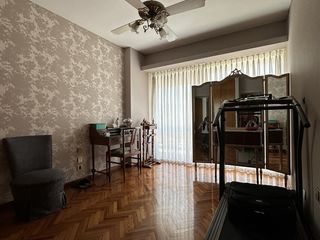 Foto 9 de Venta Departamento 4 ambientes y dependencia con cochera en Caballito