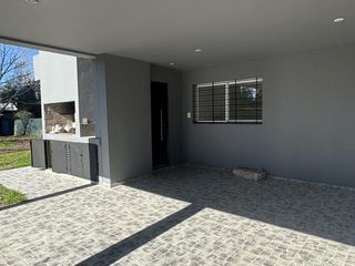 Foto 3 de Dúplex en  ALDEA