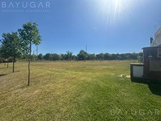 Foto 1 de Venta Terreno - Barrio San Eduardo - Pilar del Este