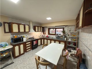 Foto 5 de VENTA CHALET (5) AMB. APTO CREDITO - LOS PINARES