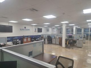 Foto 30 de Oficina Comercial en Venta-Oportunidad Única en el Corazón Empresarial de Kennedy Norte RRR