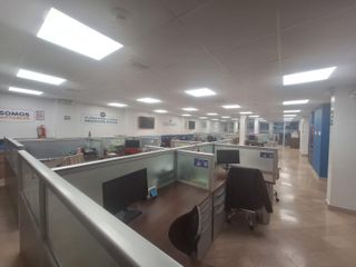 Foto 27 de Oficina Comercial en Venta-Oportunidad Única en el Corazón Empresarial de Kennedy Norte RRR