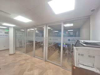 Foto 40 de Oficina Comercial en Venta-Oportunidad Única en el Corazón Empresarial de Kennedy Norte RRR
