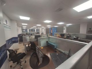 Foto 28 de Oficina Comercial en Venta-Oportunidad Única en el Corazón Empresarial de Kennedy Norte RRR
