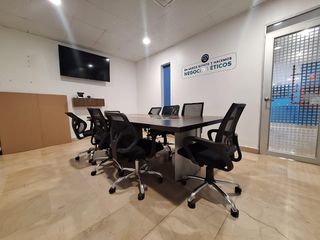Foto 51 de Oficina Comercial en Venta-Oportunidad Única en el Corazón Empresarial de Kennedy Norte RRR