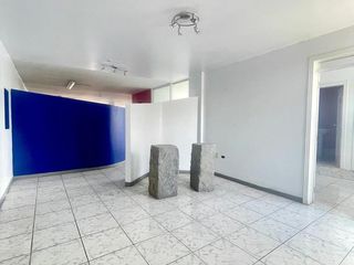 Foto 8 de Oficina en alquiler  en la 6 de Diciembre