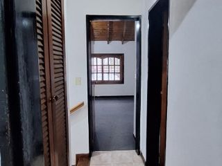 Foto 10 de Duplex en alquiler en Merlo Sur