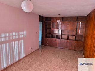 Foto 3 de Casa en alquiler de 3 dormitorios en Luzuriaga