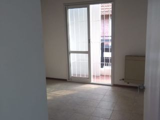 Foto 10 de Duplex en alquiler en Moreno Sur