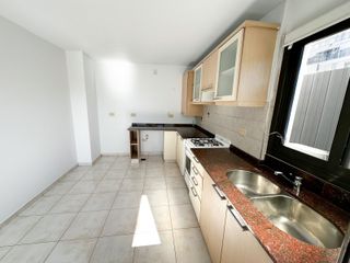 Foto 10 de NUEVA CORDOBA - PISO COMPLETO 2DORM CON COCHERA - APTO CRÉDITO!