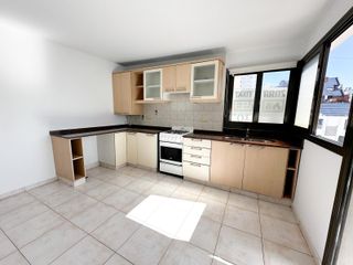 Foto 13 de NUEVA CORDOBA - PISO COMPLETO 2DORM CON COCHERA - APTO CRÉDITO!