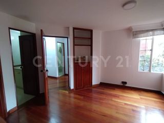 Foto 6 de Agradable apartamento en venta, dos parqueaderos propios. Colina Campestre