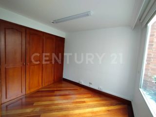 Foto 13 de Agradable apartamento en venta, dos parqueaderos propios. Colina Campestre