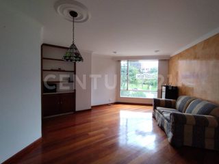 Foto 3 de Agradable apartamento en venta, dos parqueaderos propios. Colina Campestre