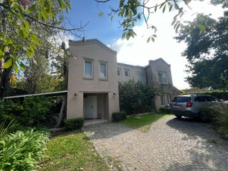 Foto 1 de Casa en venta - 3 Dormitorios 4 Baños - Tigre