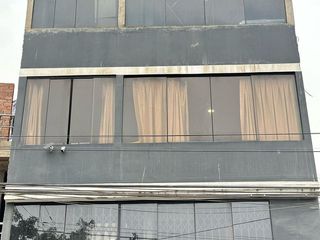 Foto 1 de ¡Ideal para Renta! Edificio de 4 Dptos con Fte a Parque + Azotea