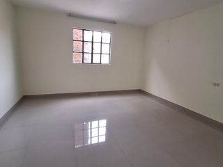Foto 37 de Casa con vista interna en San Martín de Porres