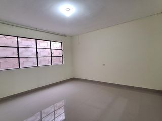 Foto 21 de Casa con vista interna en San Martín de Porres