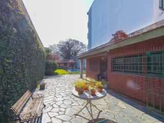 Foto 1 de Venta Casa Lote propio 4 amb Pileta Cochera Jardín