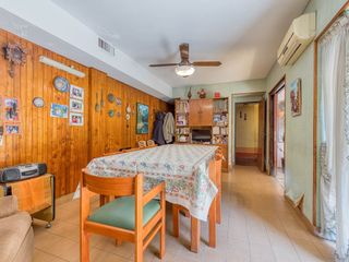 Foto 34 de Venta Casa Lote propio 4 amb Pileta Cochera Jardín