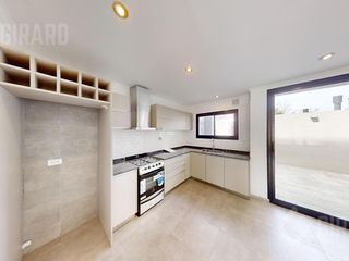 Foto 8 de Triplex de 4 Ambientes a estrenar en Villa Primera, parrilla y patio