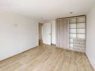 Foto 45 de Triplex de 4 Ambientes a estrenar en Villa Primera, parrilla y patio
