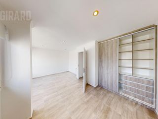 Foto 38 de Triplex de 4 Ambientes a estrenar en Villa Primera, parrilla y patio