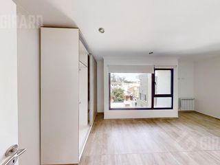Foto 19 de Triplex de 4 Ambientes a estrenar en Villa Primera, parrilla y patio