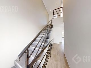 Foto 17 de Triplex de 4 Ambientes a estrenar en Villa Primera, parrilla y patio
