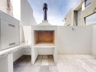 Foto 23 de Triplex de 4 Ambientes a estrenar en Villa Primera, parrilla y patio