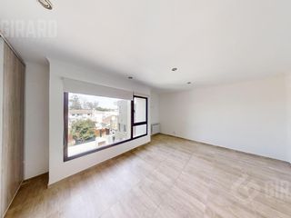 Foto 4 de Triplex de 4 Ambientes a estrenar en Villa Primera, parrilla y patio
