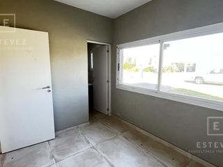 Foto 20 de Casa a la laguna en venta, Barrio Cerrado, Escobar
