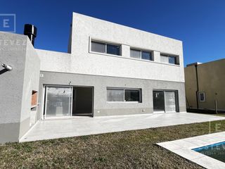 Foto 5 de Casa a la laguna en venta, Barrio Cerrado, Escobar