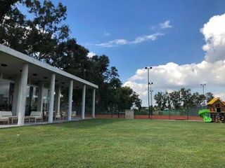 Foto 4 de Hermoso lote en Barrio Santa Lucía con opción de financiación, Pilar del Este.