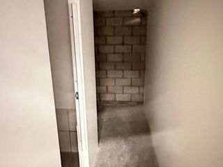 Foto 7 de Nave Industrial - Galpon  2100 m2 cubiertos -  El Pato - Berazategui - ALQUILER