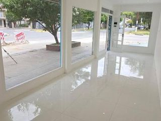 Foto 1 de Local en venta - 1 Baño - Mar del Plata
