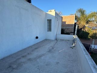 Foto 18 de VEDEMOS MUY BUENA CASA EN B° MERCANTIL