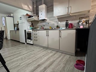 Foto 7 de VEDEMOS MUY BUENA CASA EN B° MERCANTIL