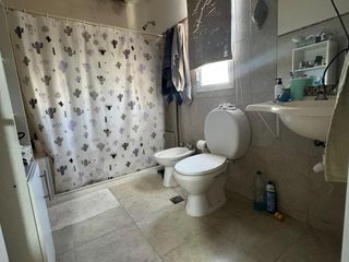 Foto 16 de VEDEMOS MUY BUENA CASA EN B° MERCANTIL