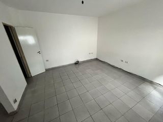 Foto 5 de Departamento en de un dormitorio en Alquiler en Italia al 2100