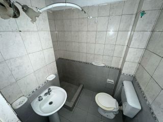 Foto 3 de Departamento en de un dormitorio en Alquiler en Italia al 2100