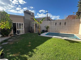 Foto 27 de VENDE HERMOSA CASA Ubicada en Barrio Semiprivado Monteverdi, Godoy C.