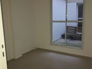 Foto 3 de DEPTO UN DORM CON PATIO ORO VERDE