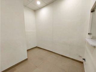 Foto 24 de Alquiler exclusiva oficina en Milla de oro  8373776