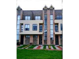 Foto 4 de Venta Casa Nueva en Conjunto con Club House Tenjo